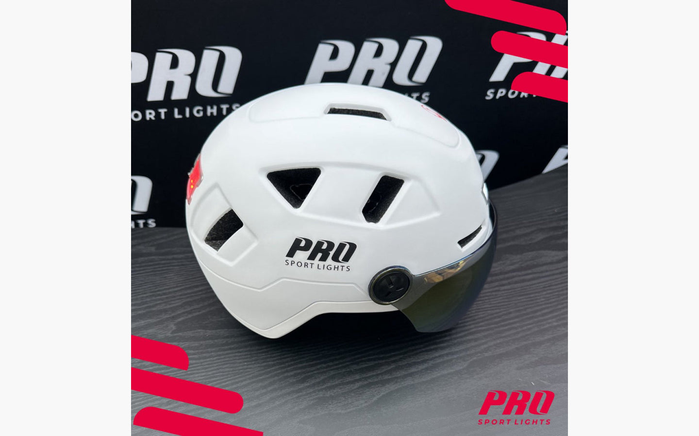 Flashdeal: Fietshelm met vizier en oorwarmers - Pro Sports Lights - afbeelding 4